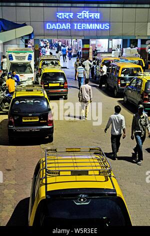 Dadar Railway Station Terminus entrance Mumbai Maharashtra India Asia Stock Photo