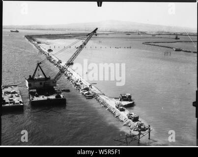 Long Beach Naval Station - Construction - #7 Mole - April 1945 - Sortie #28 Stock Photo