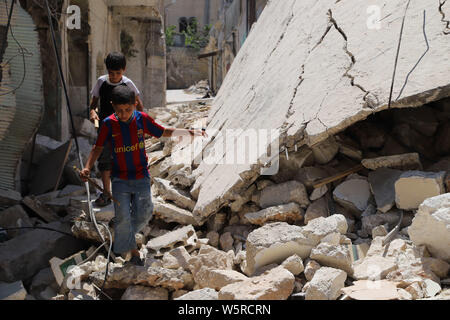July 25, 2019: The destruction following an air bombardment in the Syrian northern town of Ariha. The airstrikes on the town of Ariha are part of the Syrian government's current campaign to regain the last rebel-held region in Syria (Credit Image: © Juma Mohammad/IMAGESLIVE via ZUMA Wire) Stock Photo