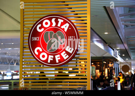 --FILE--View of a cafe of Costa Coffee at the Shanghai Hongqiao railway station in Shanghai, China, 18 November 2018.   China's coffee wars are heatin Stock Photo