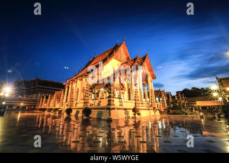 Wat Suthat Thep Wararam in Bangkok, Thailand (twilight time) Stock Photo
