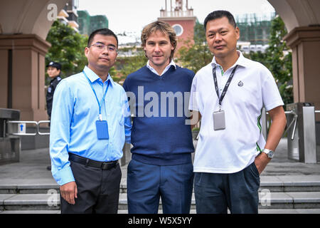 Czech retired footballer and CSL ambassador Pavel Nedved visits the Hainan Overseas Chinese Middle School in Haikou city, south China's Hainan provinc Stock Photo
