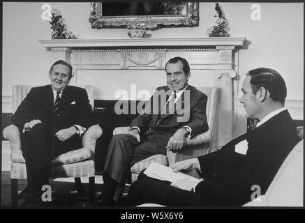President Nixon Meeting With The Hon John G Gorton Scope And Content Pictured Australian Defence Minister John Gorton U S President Richard Nixon Gen Alexander Haig Jr Stock Photo Alamy