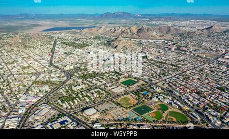 Aerial view of the fields and sports fields and gimmacio of the University of Sonora. The Unison mile. Hermosillo, Sonora. Baseball fields, synthetic grass, soccer fields. (Photo: Luis Gutierrez / NortePhoto.com)  Vista aerea las canchas y campos deportivos y gimmacio de la Universidad de Sonora. La milla de la Unison. Hermosillo, Sonora. Campos de beisbol, pasto sintetico, canchas de futbol.  (Photo: Luis Gutierrez/NortePhoto.com) Stock Photo