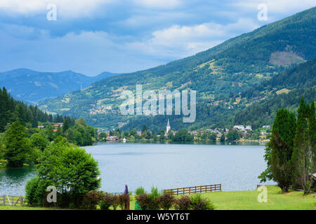 Feld am See: lake Brennsee, village Feld am See in , Kärnten, Carinthia, Austria Stock Photo