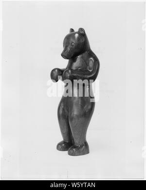 Wood Carving of a Bear by Terry Allison, Cherokee Reservation, North Carolina. Stock Photo