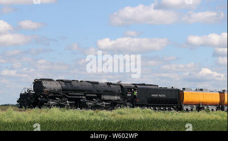 The 4014 Big Boy 1941 steam locomotive in Tucson on its 150th