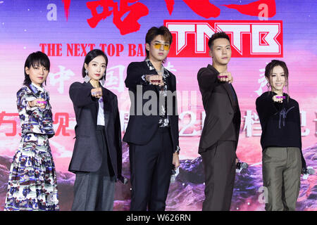 Hong Kong model and actress Angelababy, left, and Chinese singer and actor Kris  Wu or Wu Yifan pose with their trophies during the presentation ceremo  Stock Photo - Alamy