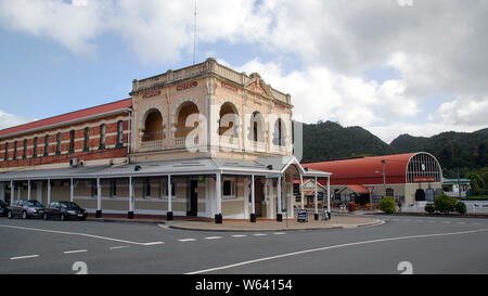 Queenstown, Tasmania: April 03, 2019: The Empire Hotel is a landmark two-storey heritage listed building located next to the Railway Station. Stock Photo