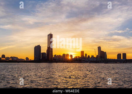 Sunset at Han river in Seoul City,South Korea Stock Photo