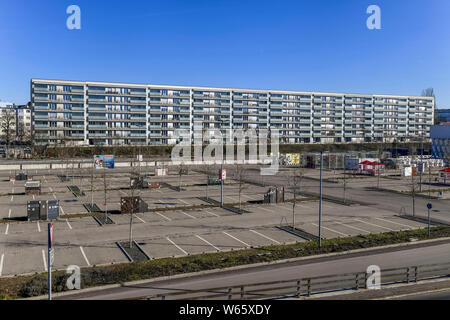 Parkplatz, Bauhaus, Wilmersdorf, Berlin, Deutschland Stock Photo