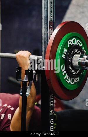 Male Competitor at the University of Leeds Powerlifting meet up at Implexus Gym. Stock Photo