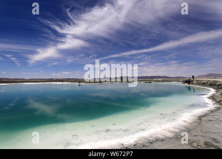 Aerial view of the Da Qaidam salt lake featuring the shape of emeralds in Haixi Mongol and Tibetan Autonomous Prefecture, northwest China's Qinghai pr Stock Photo