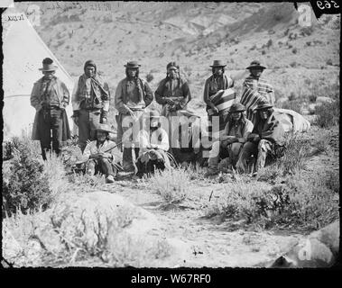 PAH-UTE INDIAN GROUP CEDAR, UTAH (PI-UTE CHIEF JOHN) Stock Photo