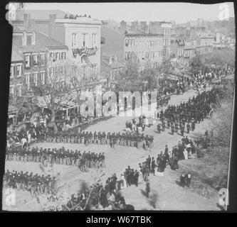 Parade, Pennsylvania Avenue, Lincoln's Time. Washington, DC, circa 1865., ca. 1910 - 1950; Lincoln's funeral procession on Pennsylvania Avenue on April 19, 1865.  Lincoln was being moved from the White House to the Capitol rotunda.  Photo is attributed in some places to Alexander Gardner.  General notes:  Use War and Conflict Number 158 when ordering a reproduction or requesting information about this image. Stock Photo