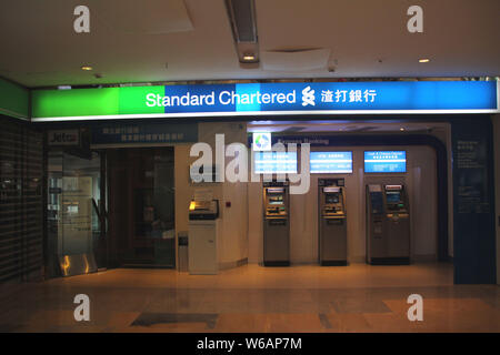--FILE--View of a branch of London-listed Standard Chartered Bank in Hong Kong, China, 3 September 2015.   Standard Chartered Bank (Hong Kong) Ltd. an