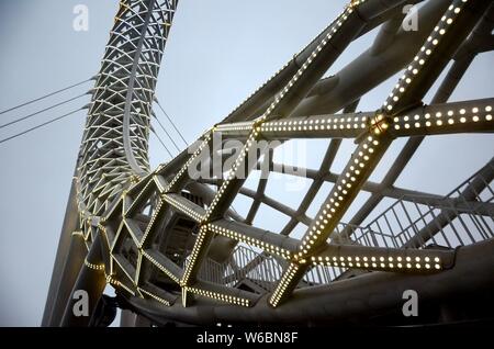 the world's largest spokeless ferris wheel opens in shandong, china