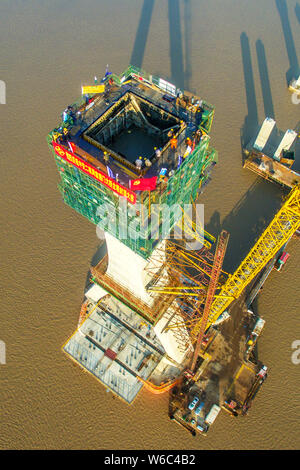 Aerial view of the Zhoushan Fuchimen Bridge under construction in Zhoushan city, east China's Zhejiang province, 16 May 2018.      The Fuchimen Bridge Stock Photo