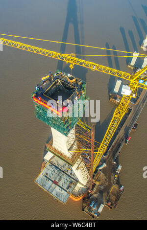 Aerial view of the Zhoushan Fuchimen Bridge under construction in Zhoushan city, east China's Zhejiang province, 16 May 2018.      The Fuchimen Bridge Stock Photo