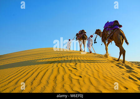 Download Stunning Desert Landscape of Rajasthan | Wallpapers.com