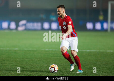 Portuguese football player Orlando Sa of Henan Jianye celebrates after ...