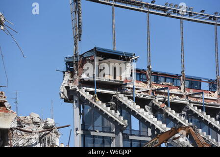 Madrid, Madrid, Spain. 1st Aug, 2019. A view of Vicente CalderÃ³n stadium during its demolition in Madrid.Spanish football club Atletico Madrid makes 182 million euros from sale of three plots of land of the old stadium area. These have been purchased by Azora, CBRE, Vivenio, Renta CorporaciÃ³n and APG. They will be used for the construction of about 400 homes and common areas. Credit: John Milner/SOPA Images/ZUMA Wire/Alamy Live News Stock Photo