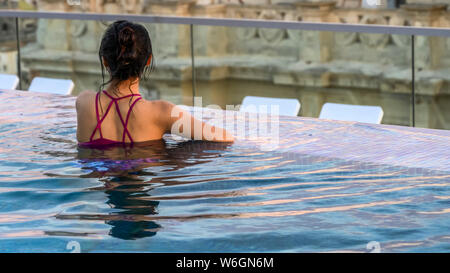 adult soaking pool