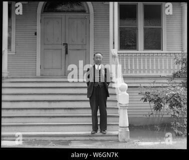 Florin, California. Reverend Naito (Buddhist) on steps of his church prior to evacuation. Stock Photo