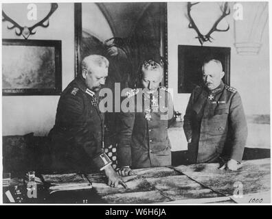 German General Headquarters. General von Hindenburg, Kaiser Wilhelm, General Ludendorff, January 1917., ca. 1919 - ca. 1919; General notes:  Use War and Conflict Number 491 when ordering a reproduction or requesting information about this image. Stock Photo