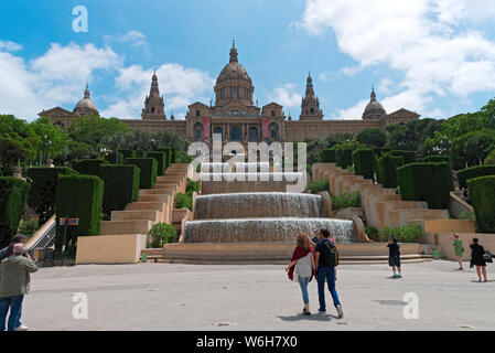 Barcelona, Catalonia, Spain: Plaça de les Cascades, in the background The Museu nacional d'art de Catalunya Stock Photo