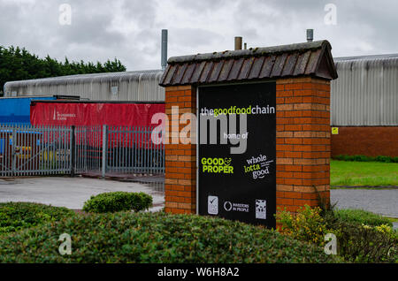 Closed The Good Food Chain production and empty parking. The location (Stone, Staffordshire) suspected in production sandwiches with Listeria bacteria Stock Photo