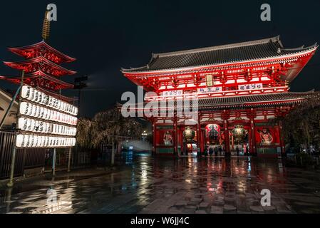 Night photo, Hozomon Gate and five-storey pagoda of Sensoji, Buddhist temple complex, Senso-ji temple or Asakusa shrine, Asakusa, Tokyo, Japan Stock Photo