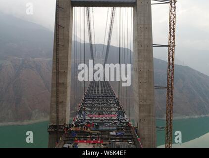 The Xingkang Bridge or Luding Yaye Expressway Bridge, China's first ...