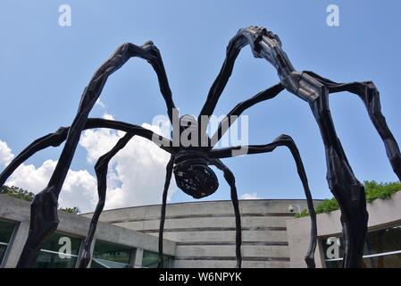 BENTONVILLE, ARKANSAS -28 JUN 2019- View of the Crystal Bridges Museum of American Art, built by Alice Walton, an heir to the Walmart fortune, in Bent Stock Photo