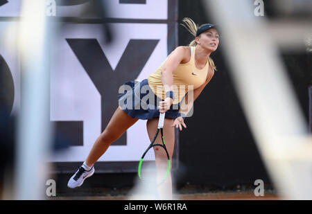 Karlsruhe Rueppurr, Deutschland. 02nd Aug, 2019. Paula BADOSA (ESP) in action. GES/Tennis/WTA 125k Series Tournament, 02.08.2019 Tennis: WTA Tournament, LIQUI MOLY Open Karlsruhe, August 2, 2019 | usage worldwide Credit: dpa/Alamy Live News Stock Photo