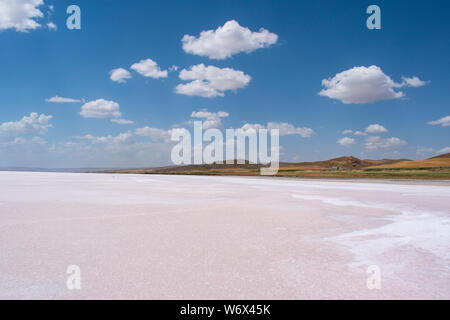 Turkey, Central Anatolia: aerial view of the salt expanse of Lake Tuz, Tuz Golu, the Salt Lake, one of the largest hypersaline lakes in the world Stock Photo