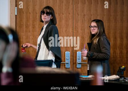 CATE BLANCHETT and EMMA NELSON in WHERE'D YOU GO, BERNADETTE (2019), directed by RICHARD LINKLATER. Credit: COLOR FORCE / Album Stock Photo