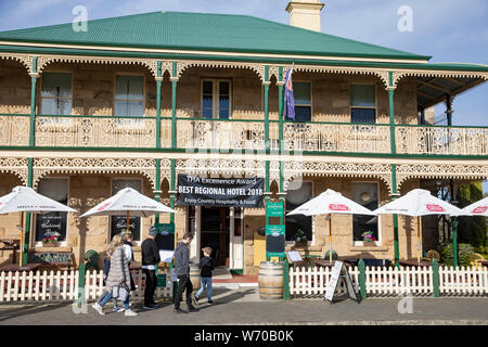 Historic Australian pub, the Richmond Arms Hotel in the village of Richmond in Tasmania,Australia Stock Photo