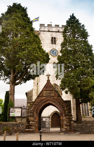 UK, Wales, Carmarthenshire, Carmarthen, St Peter’s Street, St Peter’s Church the town’s oldest Stock Photo
