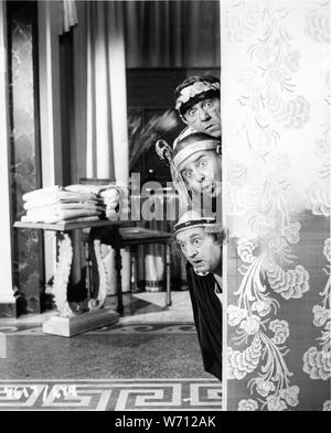 MOE HOWARD LARRY FINE and JOE De RITA as CURLY JOE in THE THREE STOOGES MEET HERCULES 1962 director Edward Bernds Normandy Productions / Columbia Pictures Stock Photo