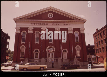 FITCHBURG PAPER MILL ON THE NASHUA RIVER 553425 Stock Photo Alamy