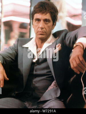 AL PACINO in SCARFACE (1983), directed by BRIAN DE PALMA. Credit: UNIVERSAL PICTURES / Album Stock Photo