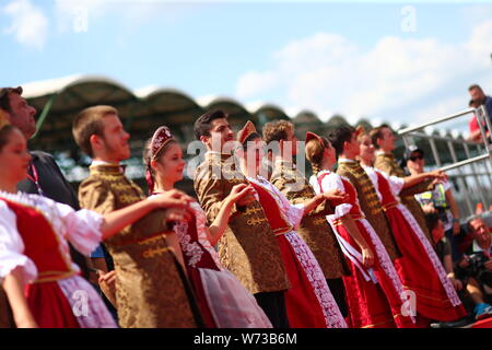 Budapest, Hungary. 04th Aug, 2019. Drivers Parade Hungarian GP, Budapest 2-4 August 2019 Hungaroring Credit: Independent Photo Agency/Alamy Live News Stock Photo