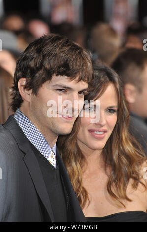 Jennifer Garner and Ashton Kutcher Los Angeles World Premiere of