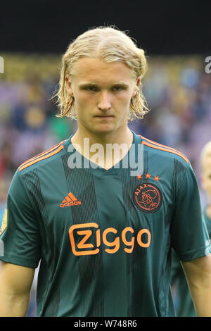 4 augustus 2019 Arnhem, The Netherlands Soccer Dutch Eredivisie Vitesse Arnhem v Ajax Amsterdam   03-08-2019: Voetbal: Vitesse v Ajax: Arnhem  L-R: Kasper Dolberg of Ajax Stock Photo