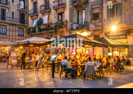 Outdoor tapas restaurant in a small square of Born district, Barcelona, Catalonia, Spain Stock Photo