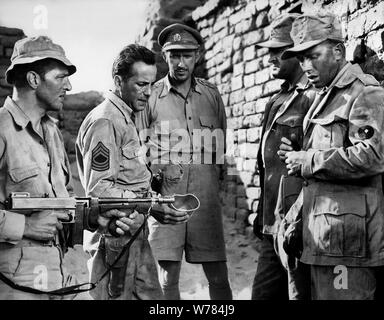 HUMPHREY BOGART SAHARA (1943 Stock Photo - Alamy