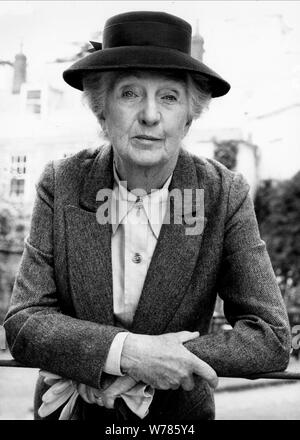 miss marple joan hickson body in the library