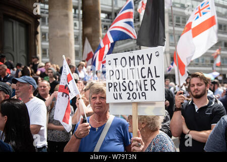 Oxford Circus, London, UK. 3rd August 2019. Hundreds of pro and anti Tommy Robinson supporters clash with police in central London  Pictured: Hundreds Stock Photo