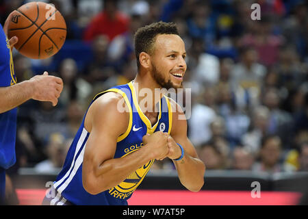 Stephen Curry,Golden State Warriors number 30 Jersey, NBA Store, Fifth  Avenue, NYc, 2022 Stock Photo - Alamy